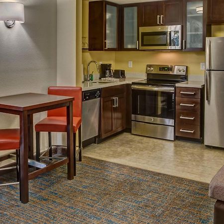 Residence Inn Fort Lauderdale Pompano Beach Central Exteriör bild
