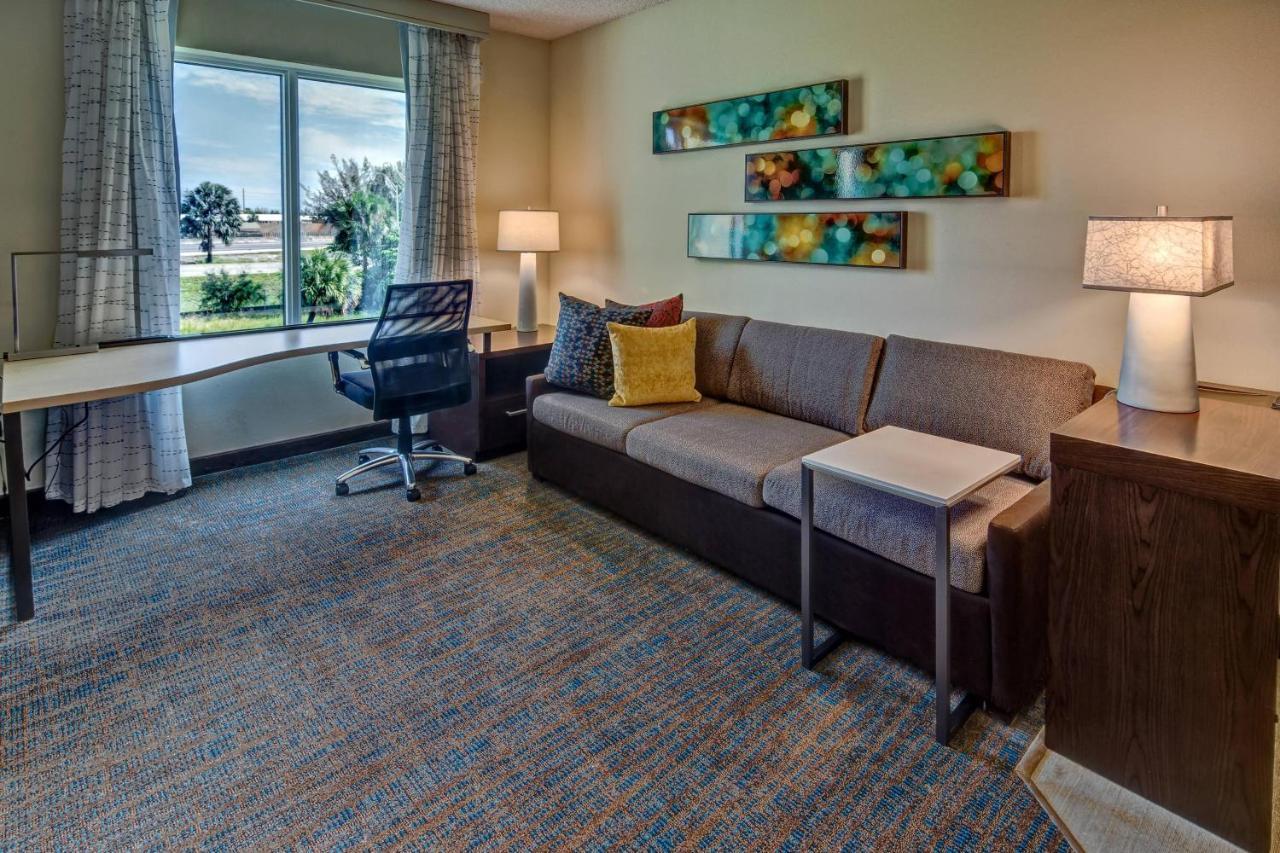Residence Inn Fort Lauderdale Pompano Beach Central Exteriör bild