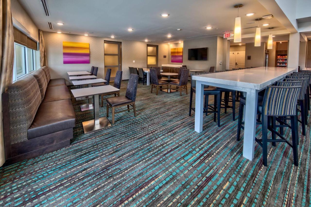 Residence Inn Fort Lauderdale Pompano Beach Central Exteriör bild