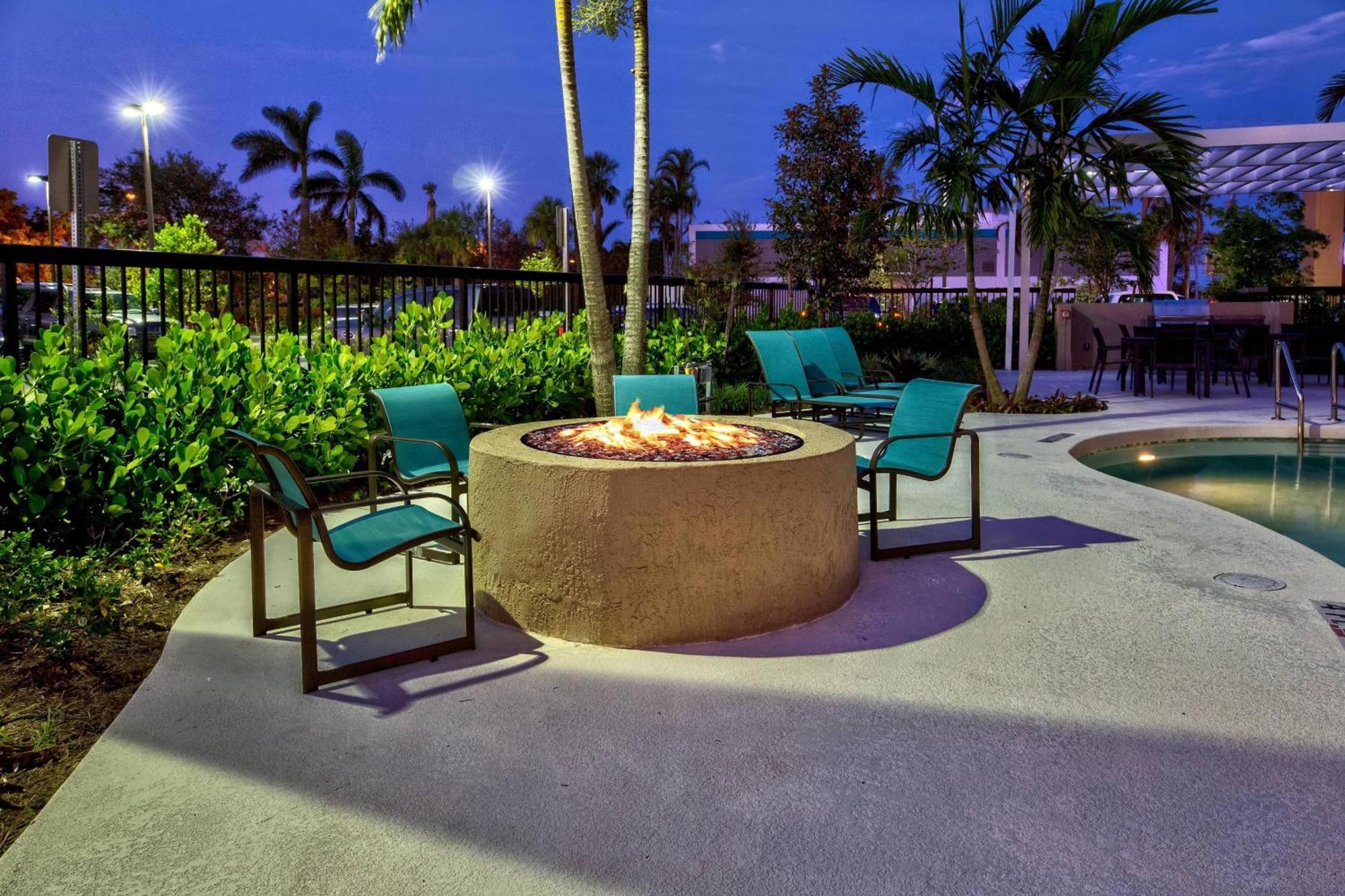 Residence Inn Fort Lauderdale Pompano Beach Central Exteriör bild
